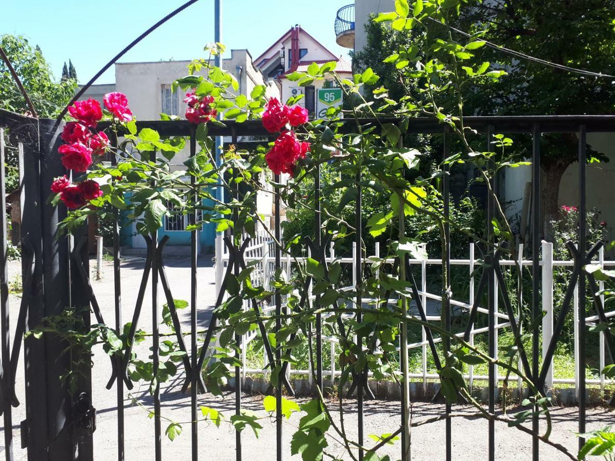 Agmashenebeli95 Aparthotel Tbilisi Ngoại thất bức ảnh